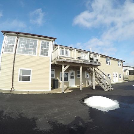 Admiral'S Quay Motel & Suites Saint John Bagian luar foto